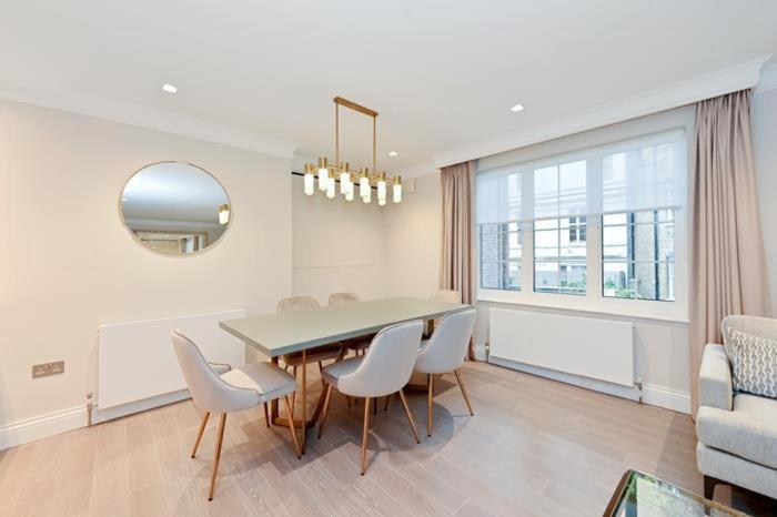 Ultra Luxury 3 Bed Mayfair Apartment London Exterior photo